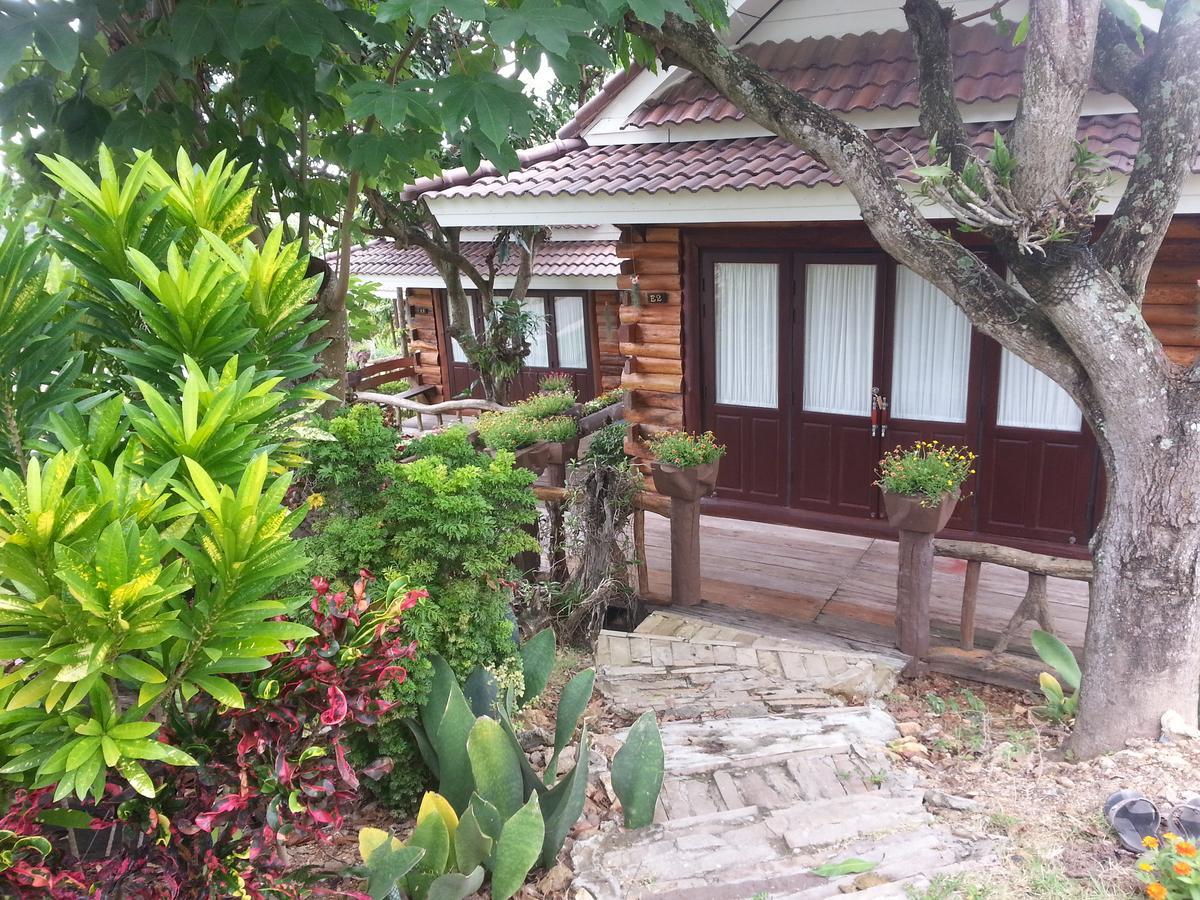 Eden Hill Khao Yai Resort 3*