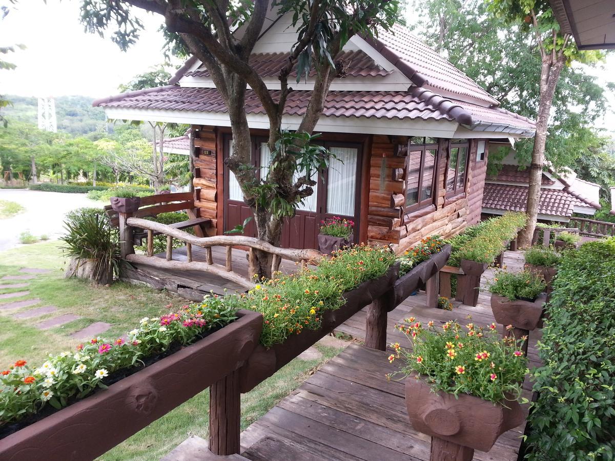 Eden Hill Khao Yai Resort Wangkata