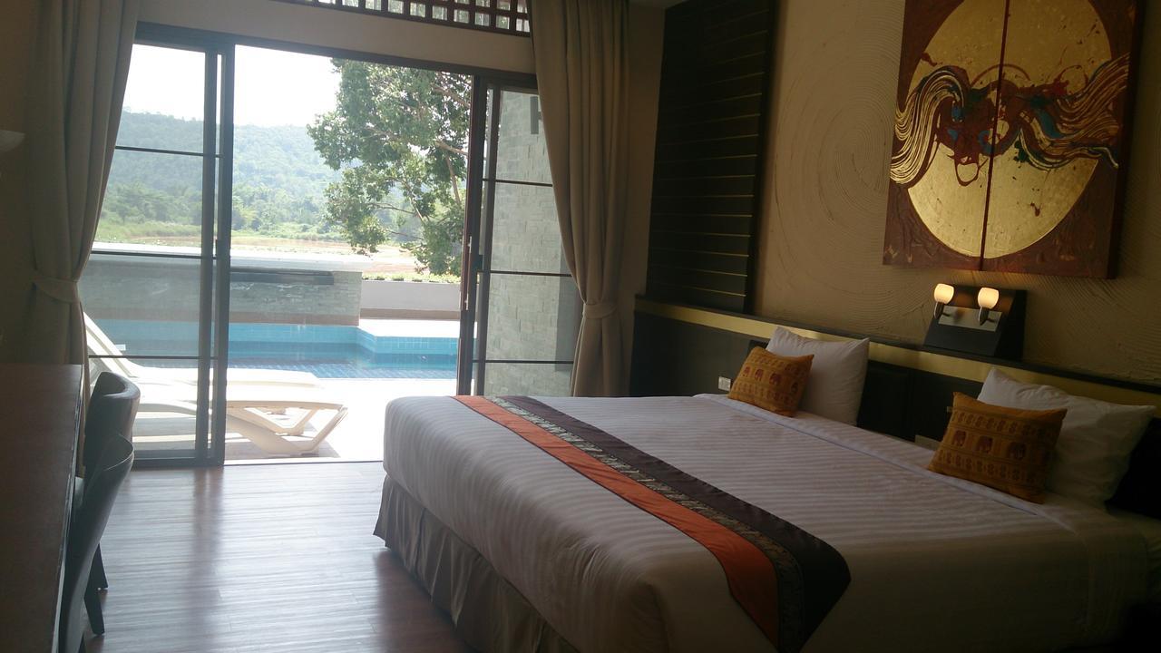 Sanctuary And Hotel 4*