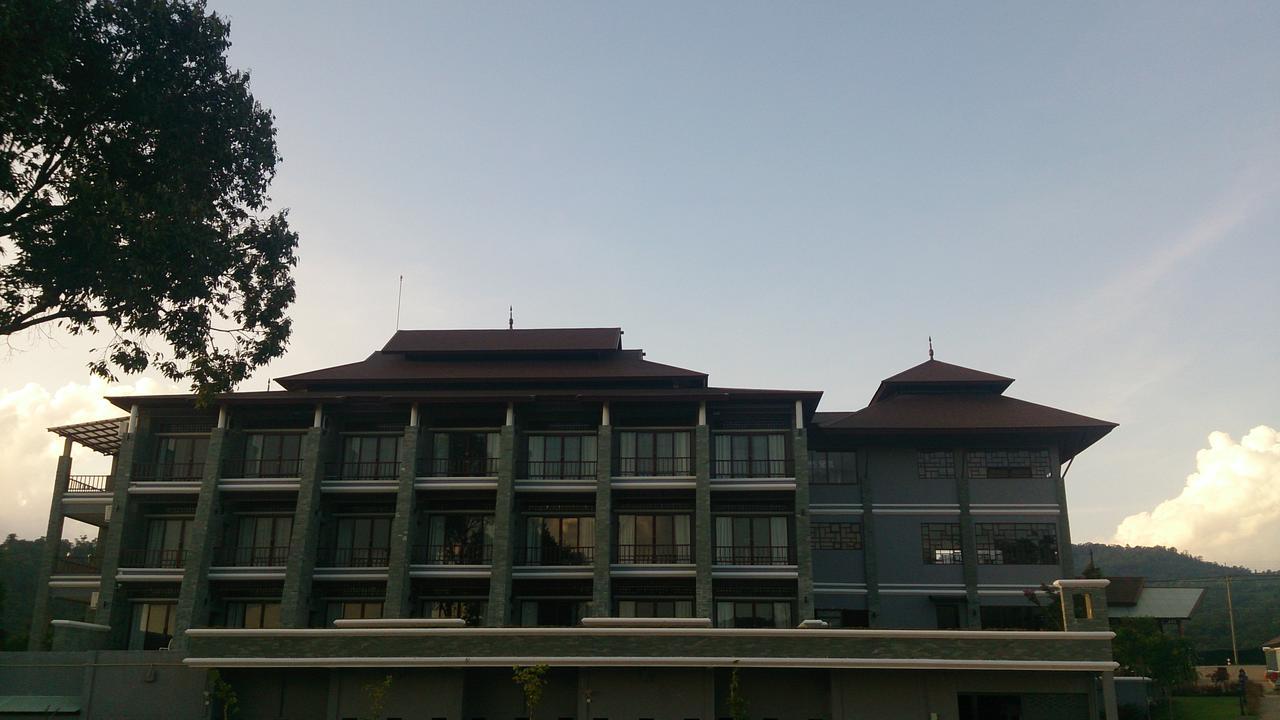 Sanctuary And 4* Phu Ruea