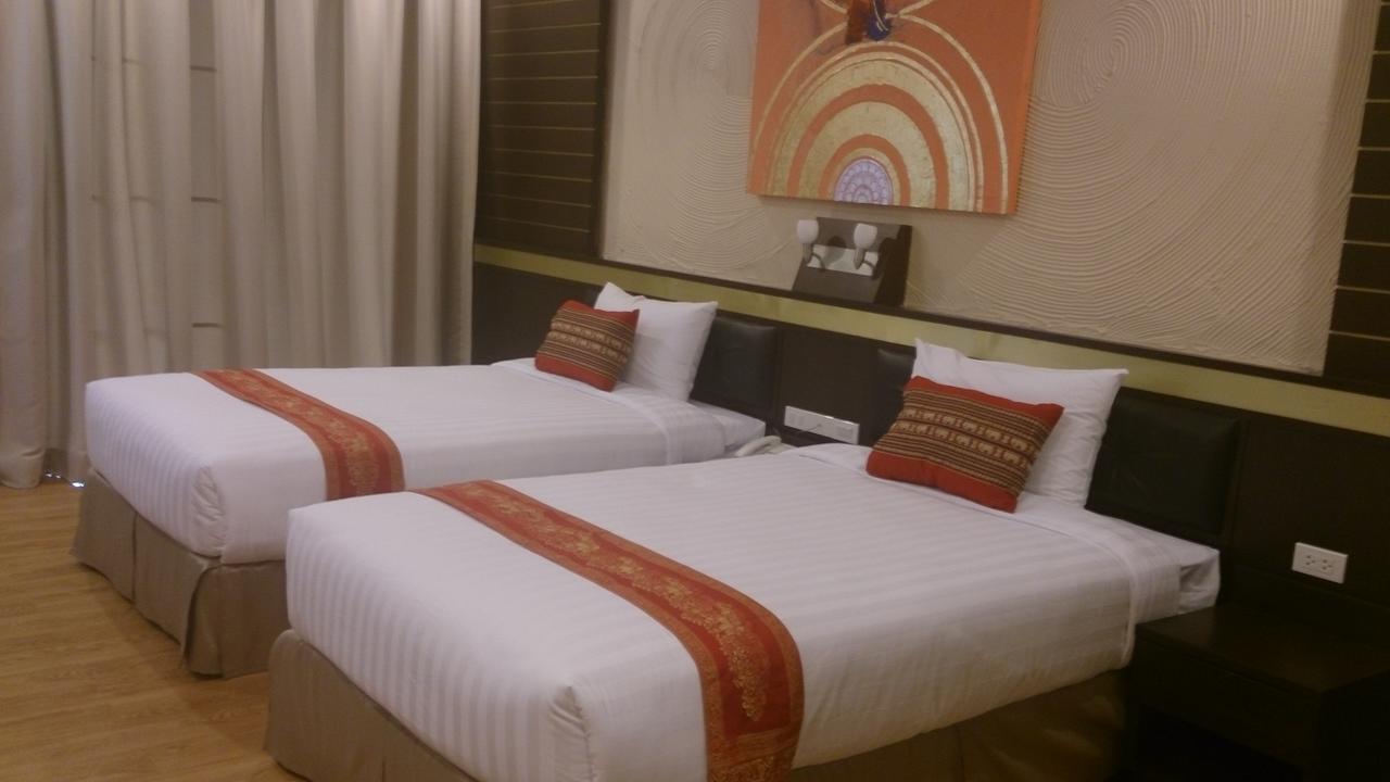 Hotel Sanctuary And 4*