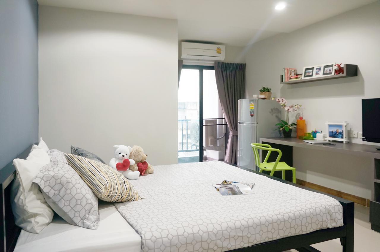 In Clover Hotel 2*