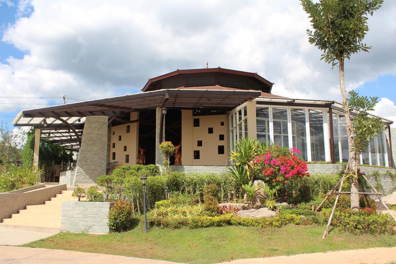 Hotel Sanctuary And Phu Ruea