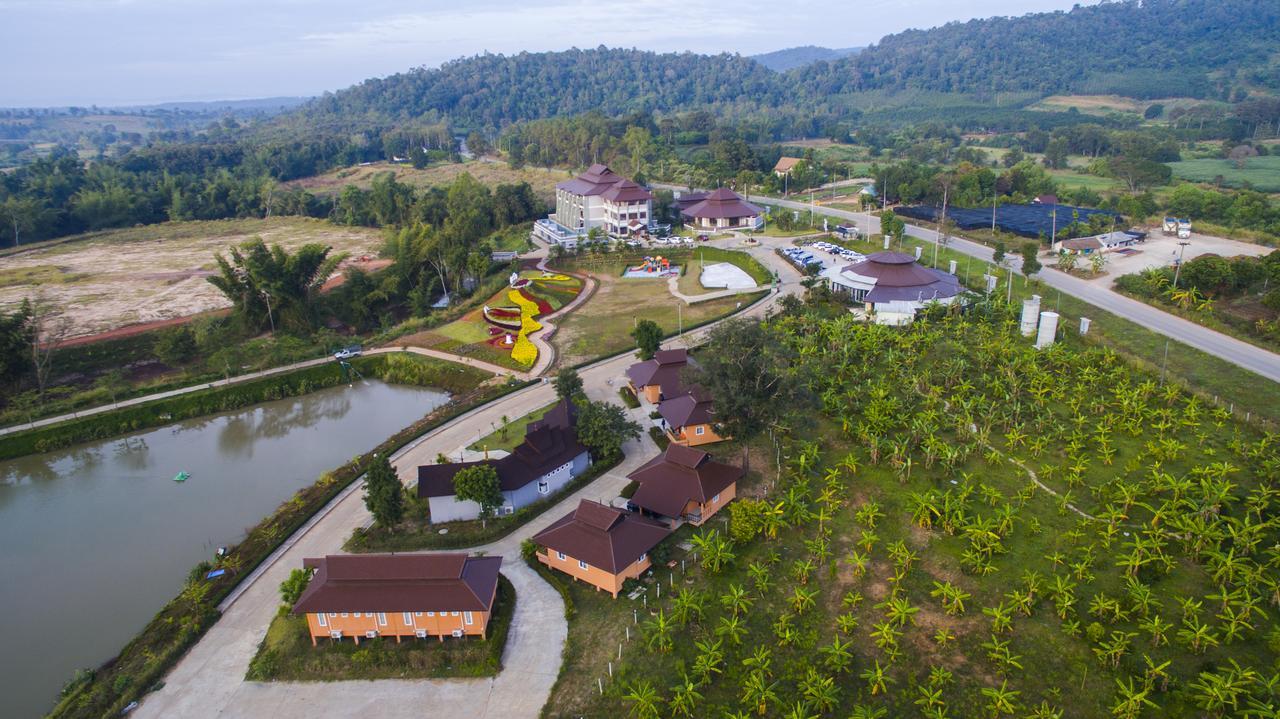 Sanctuary And Hotel Phu Ruea