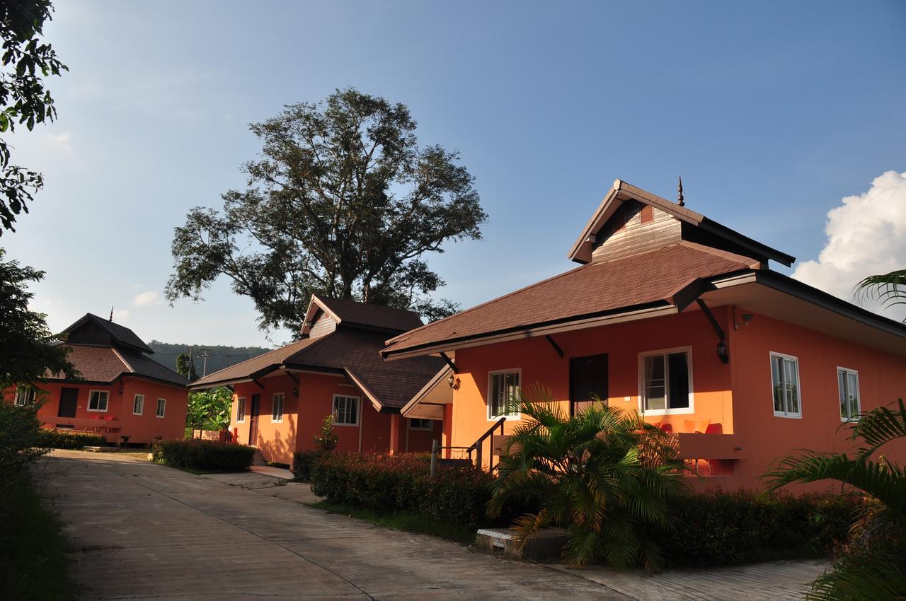 Sanctuary And Phu Ruea