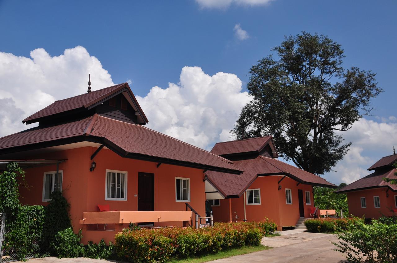 Sanctuary And Hotel Phu Ruea