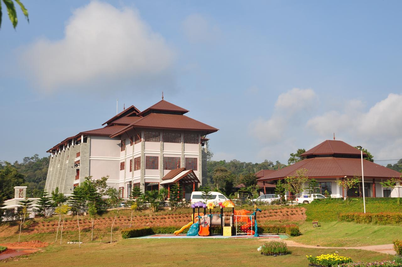 Hotel Sanctuary And