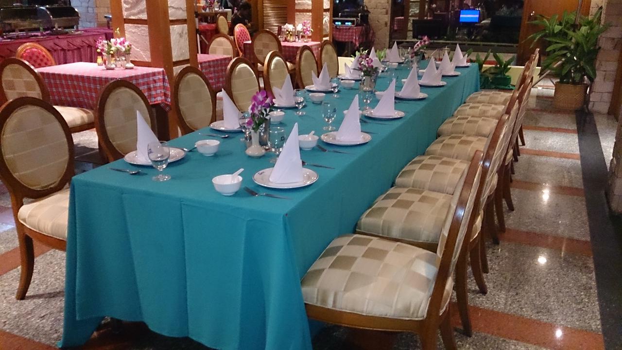 The Camelot Hotel 4*