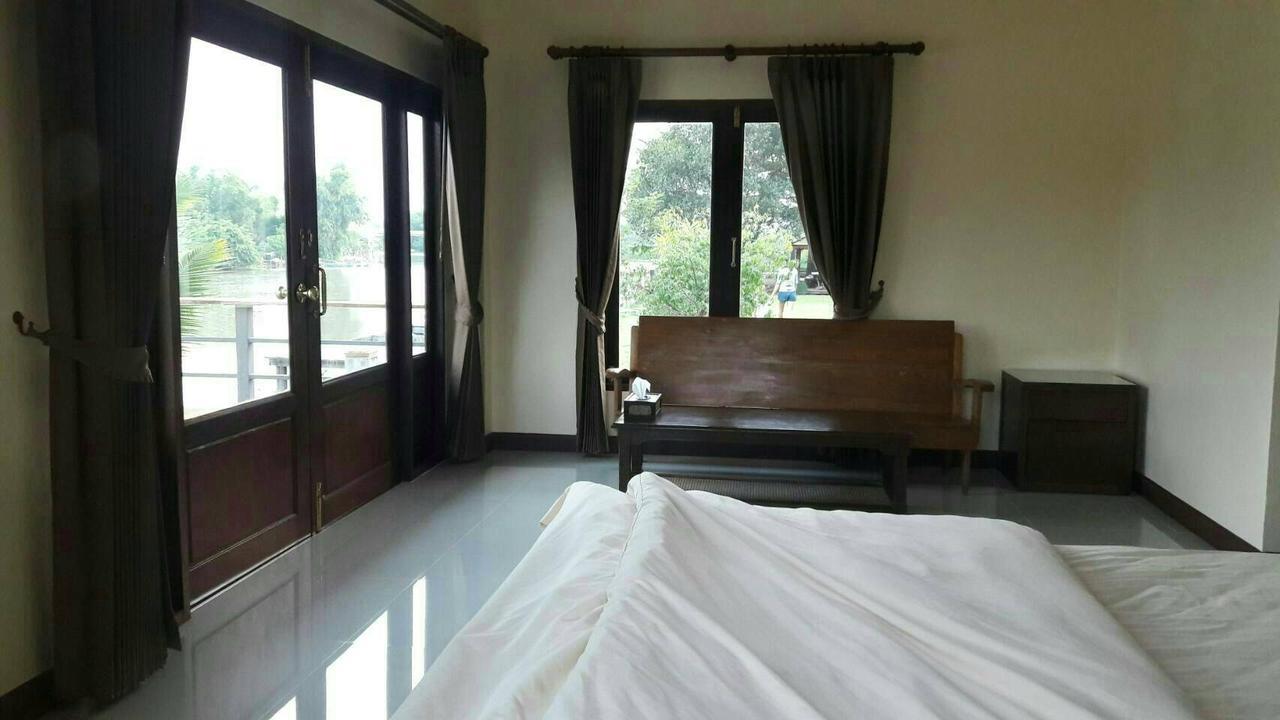 Resort Thararin Ban Doem Bang
