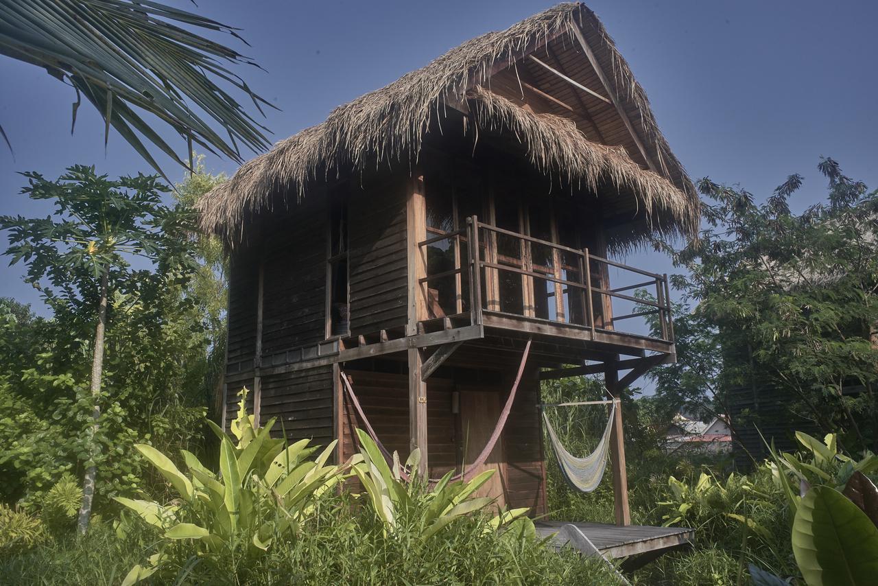 Castaway 3*