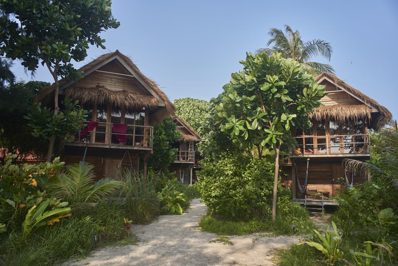 Resort Castaway