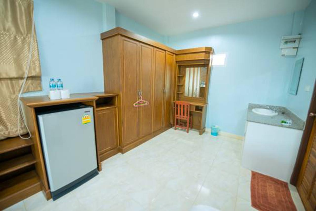 Selamat Lanta Resort
