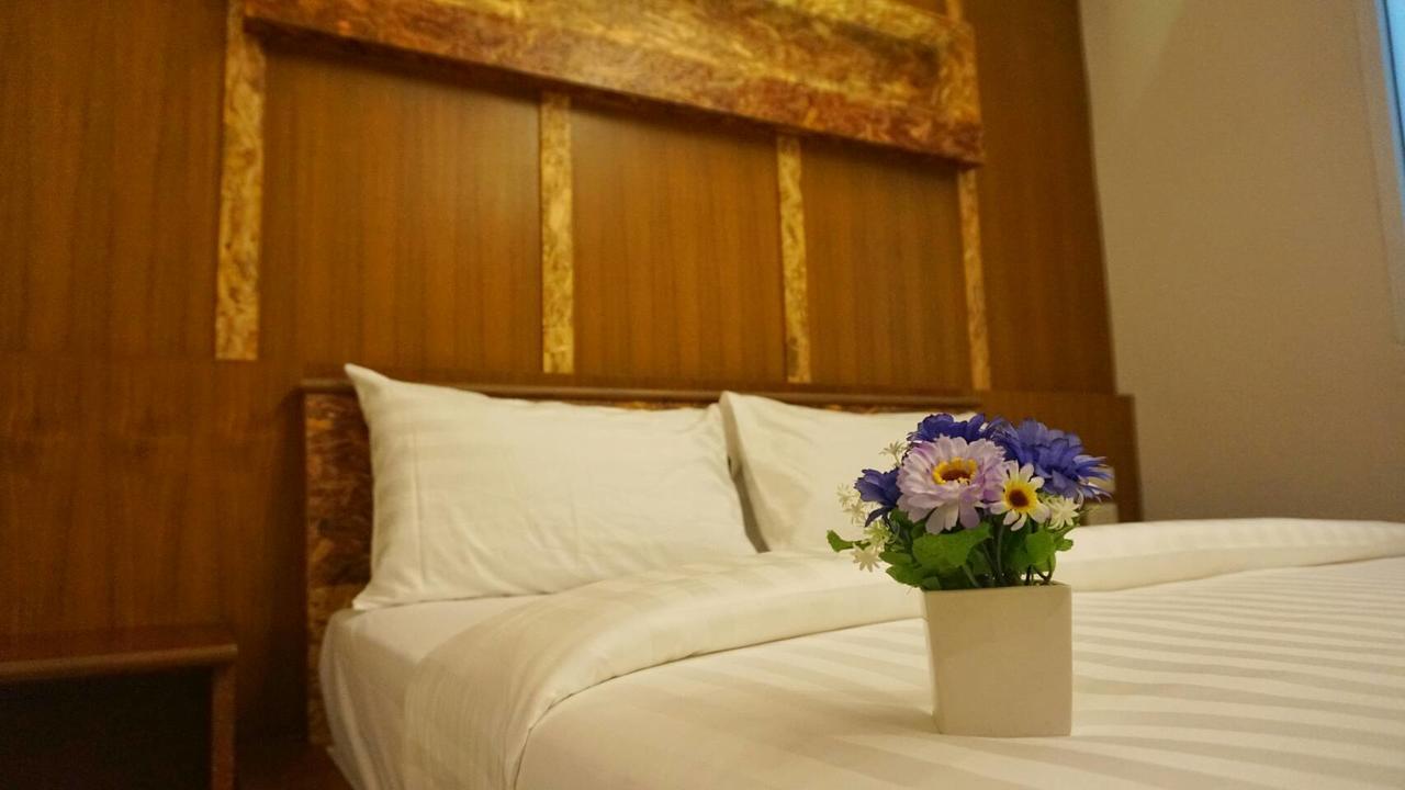 Guest house The Peace Tara House