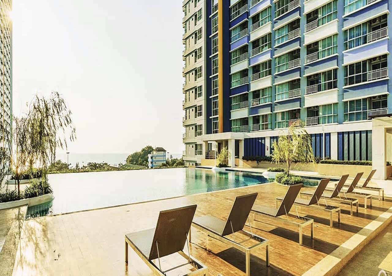 Apartment Lumpini Parkbeach Pattaya Pool View