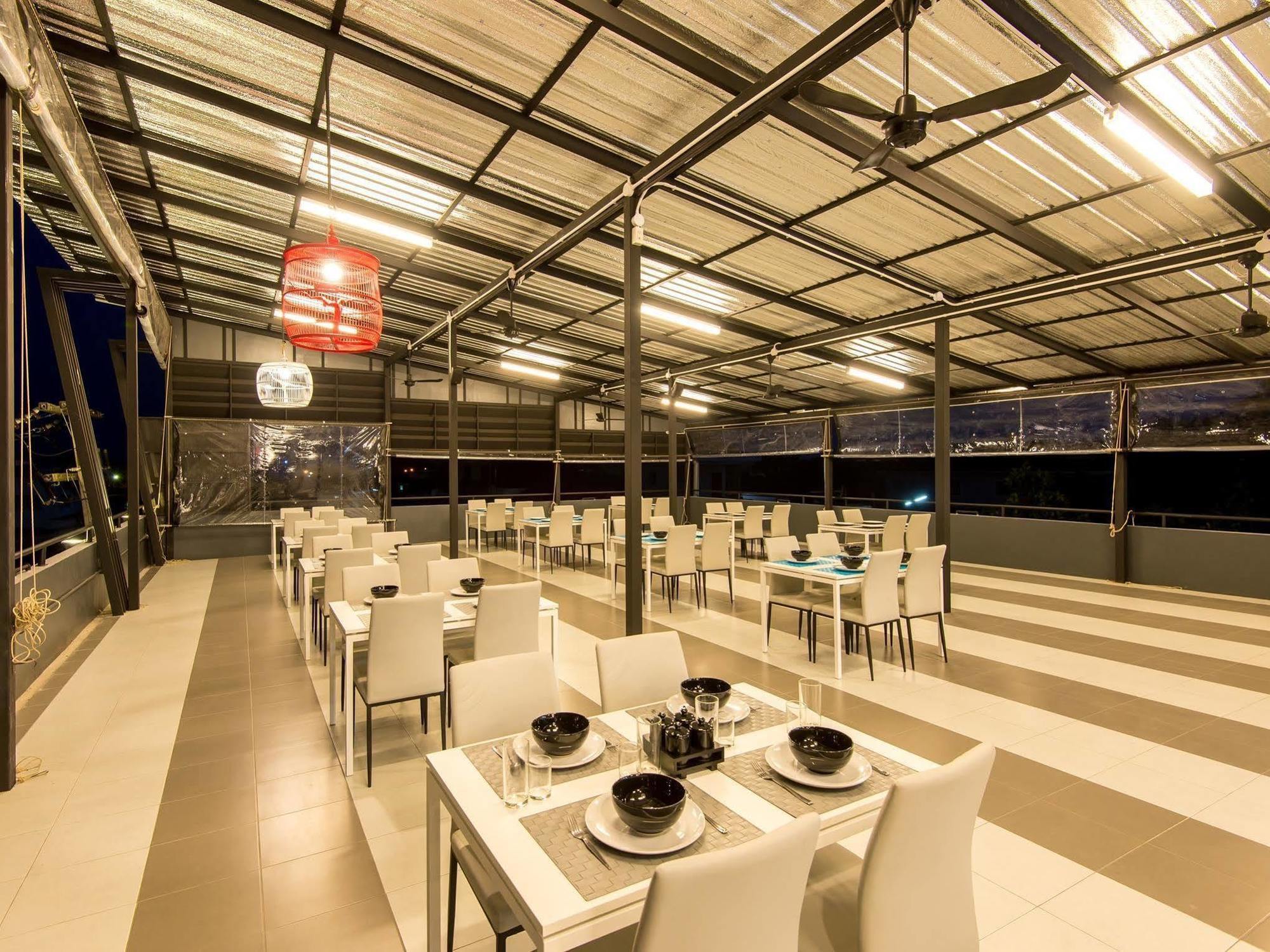 Orbit Key Hotel 2*