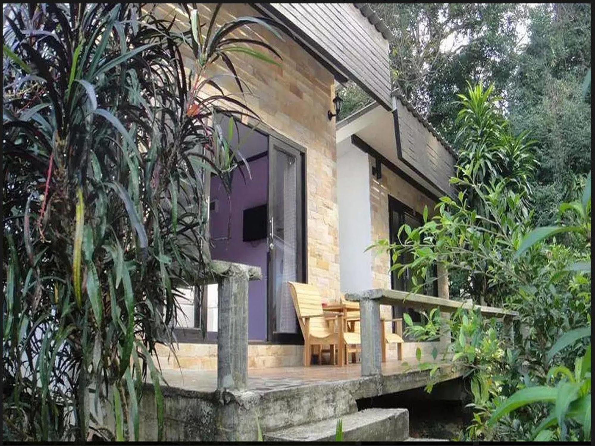 Wave-f Resort Ko Kut