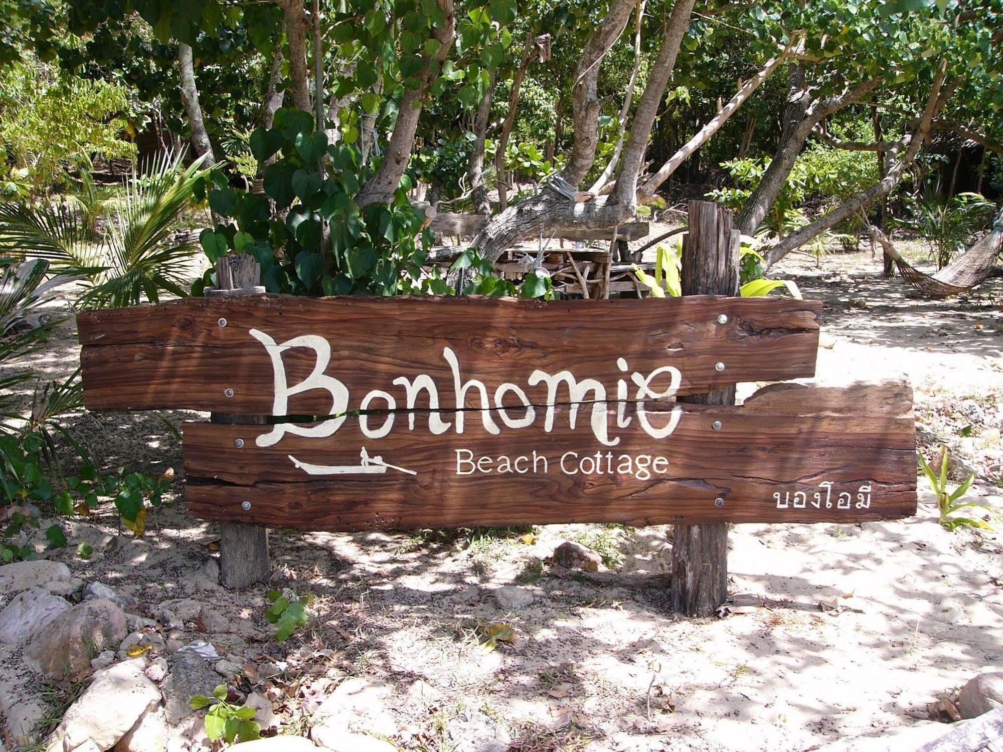 Bonhomie Beach Hotel Koh Jum