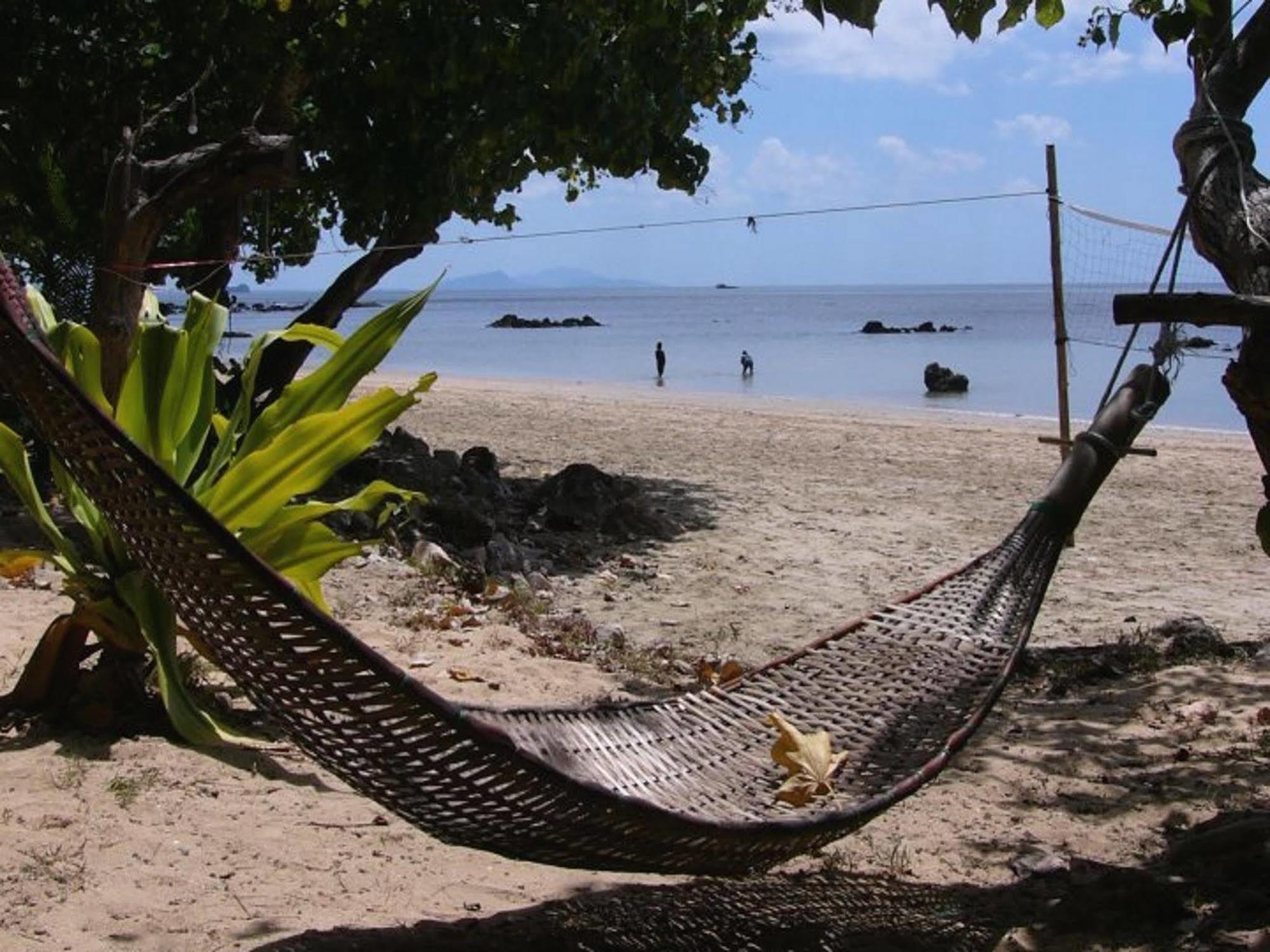 Bonhomie Beach 2* Koh Jum