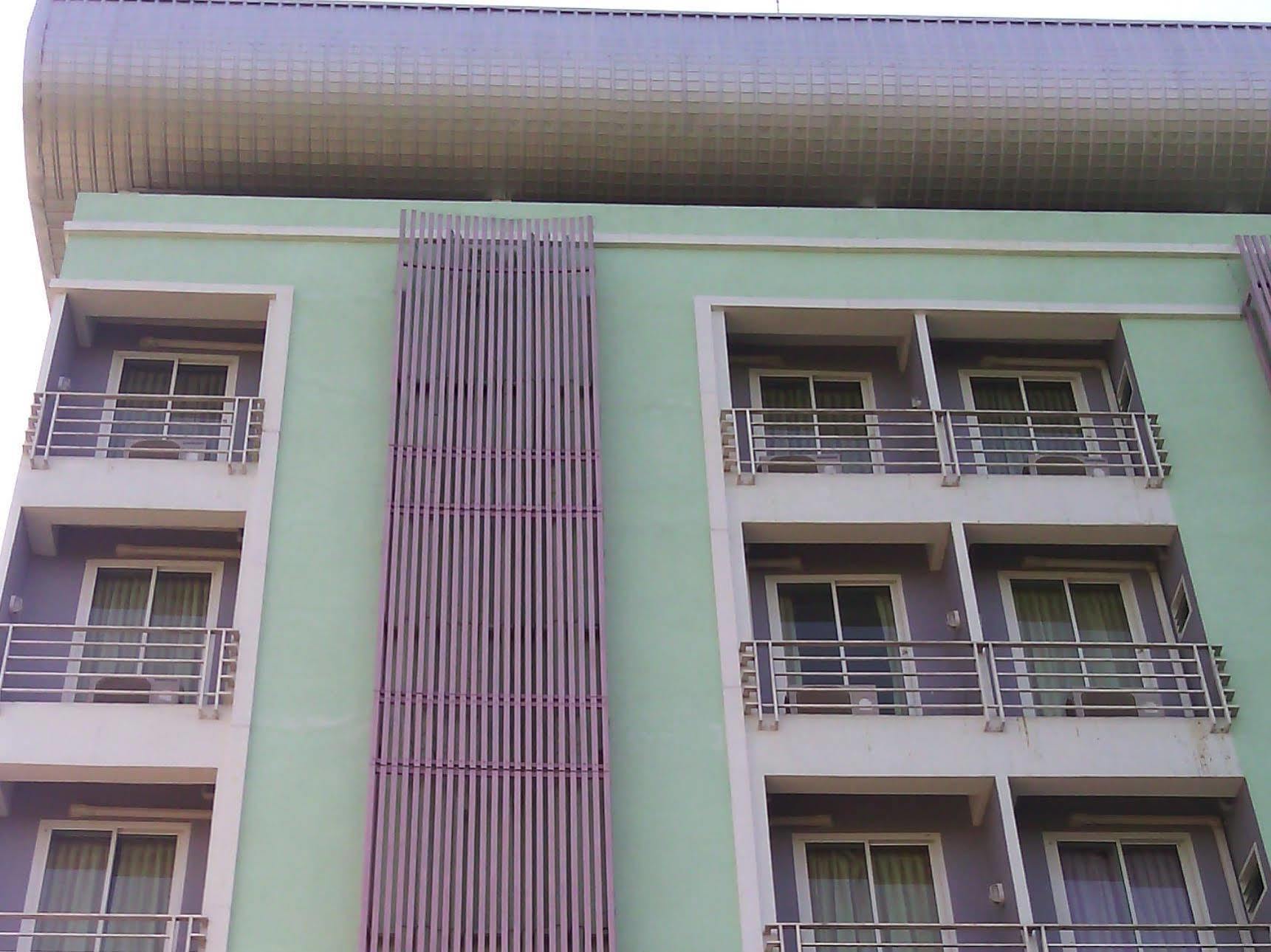 Hotel Siam Apple &