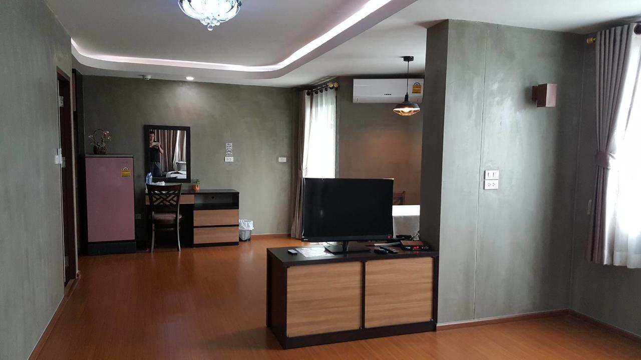 Hotel Narai Iyara Ban Sa Maklua