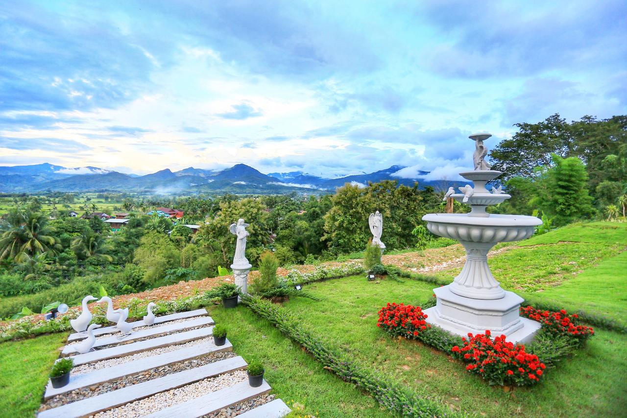 De View Boutique Hotel Pua