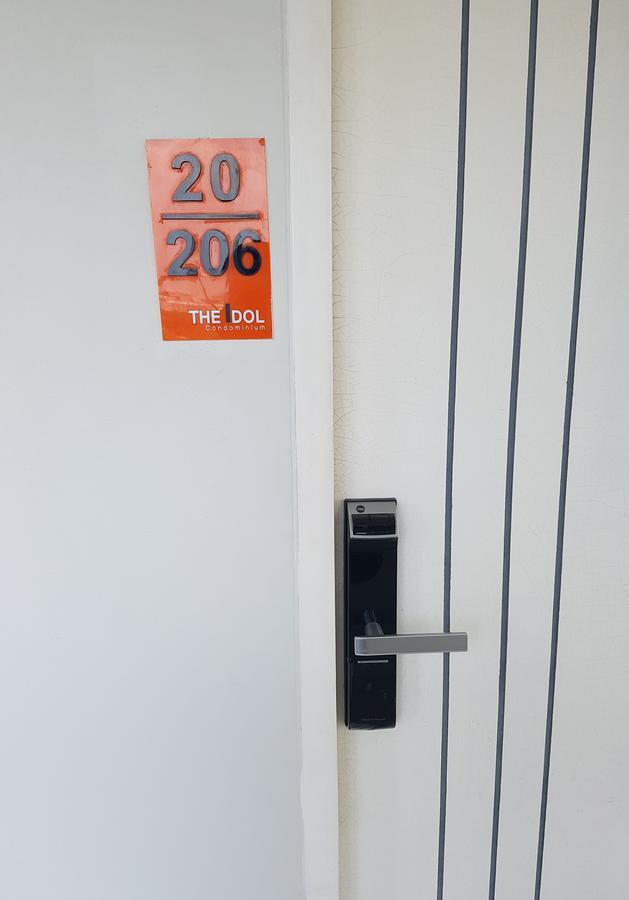 Apartment The Idol 206 Bang Saen