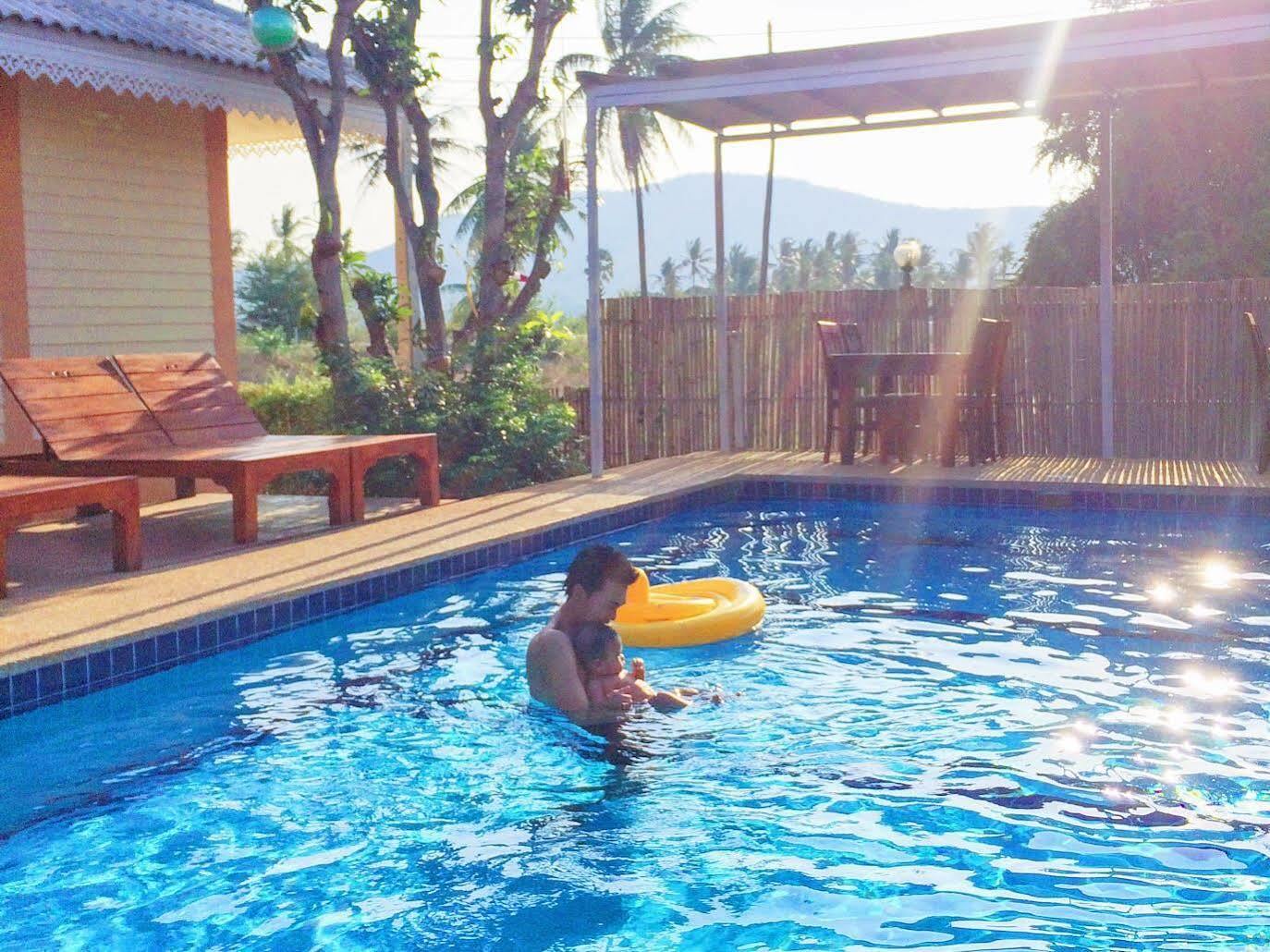 Ther เธอ Guest house Pran Buri