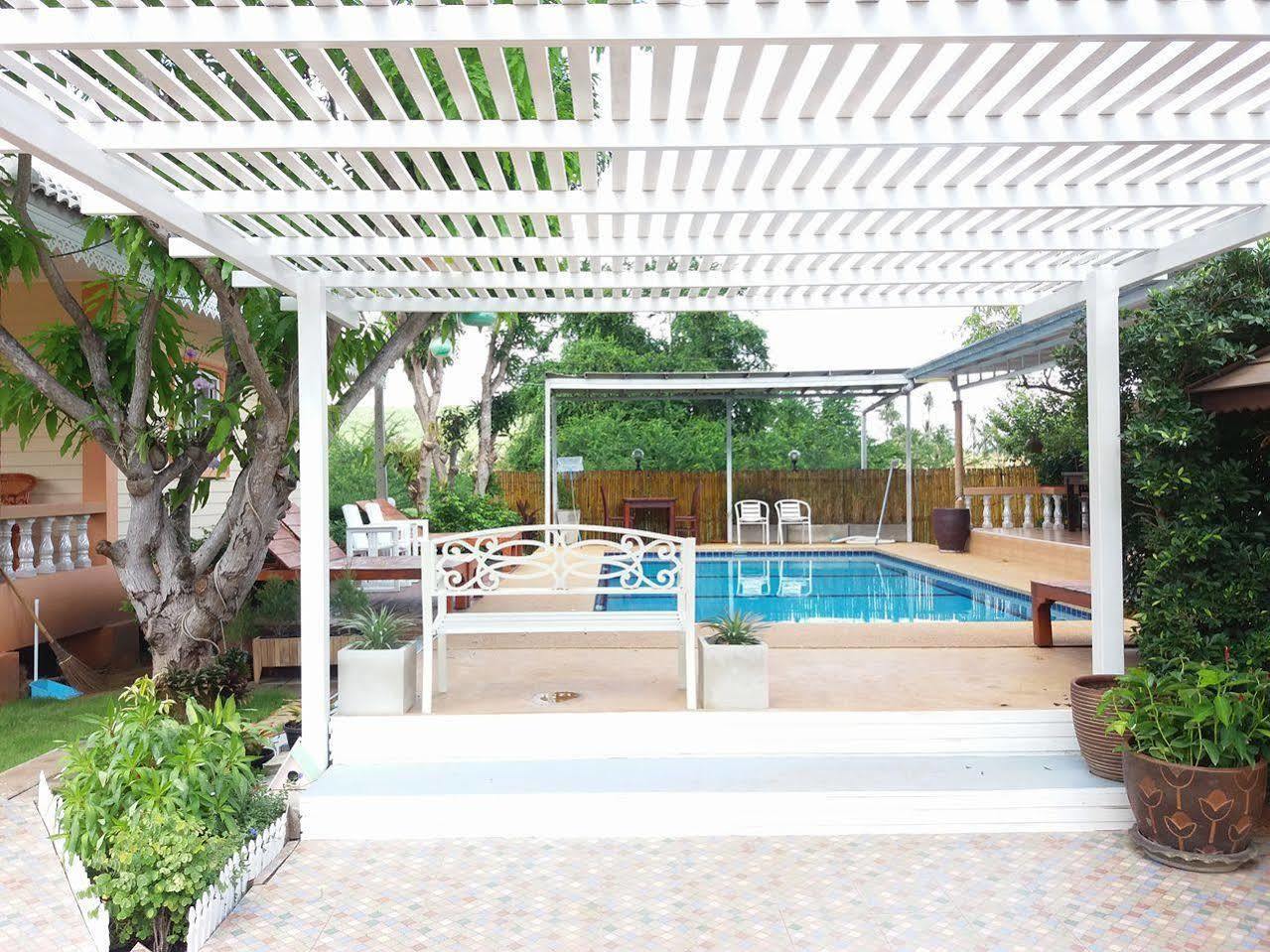 Ther เธอ Guest house Pran Buri