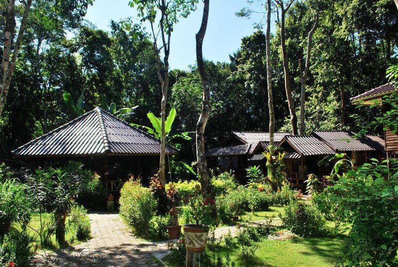 Koh Kood Little Hut Resort *