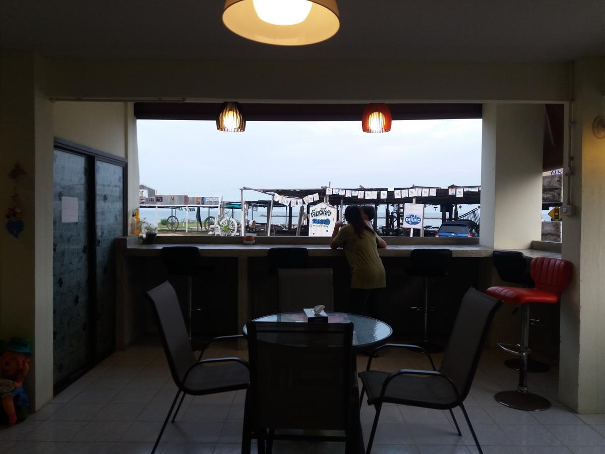 Bacchus 304 Haad Chao Samran