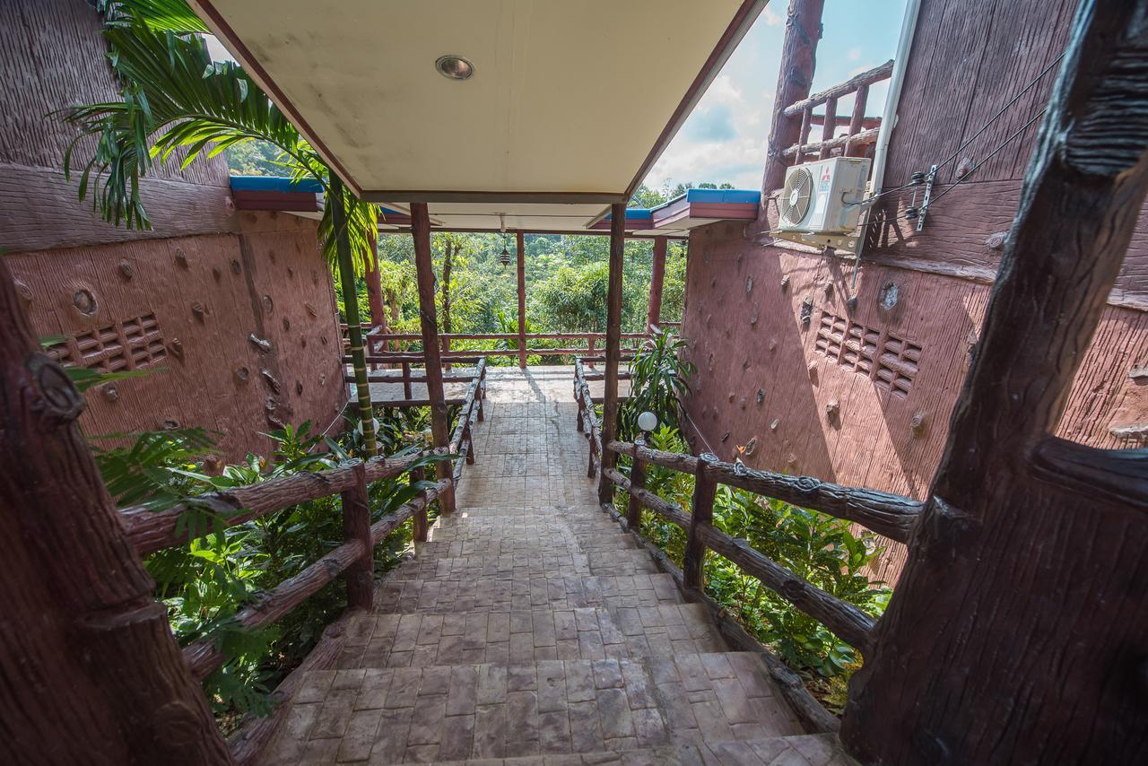 Mountain View House Sangkhla Buri