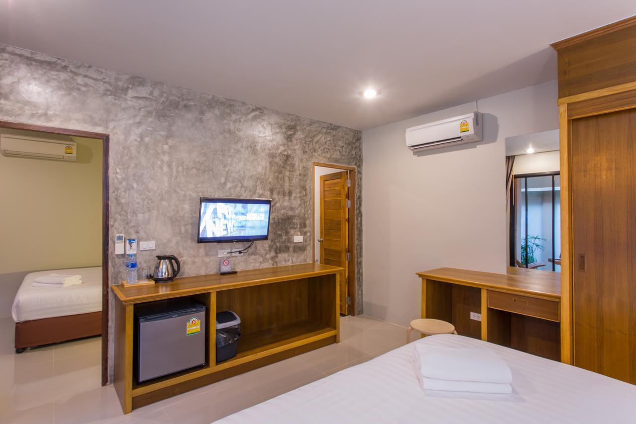 Light 2* Khao Lak