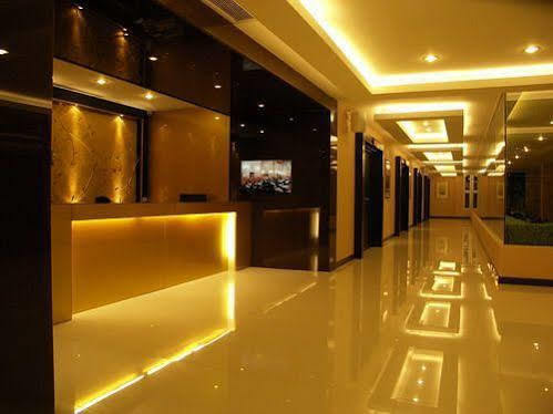 Inn The Airport &