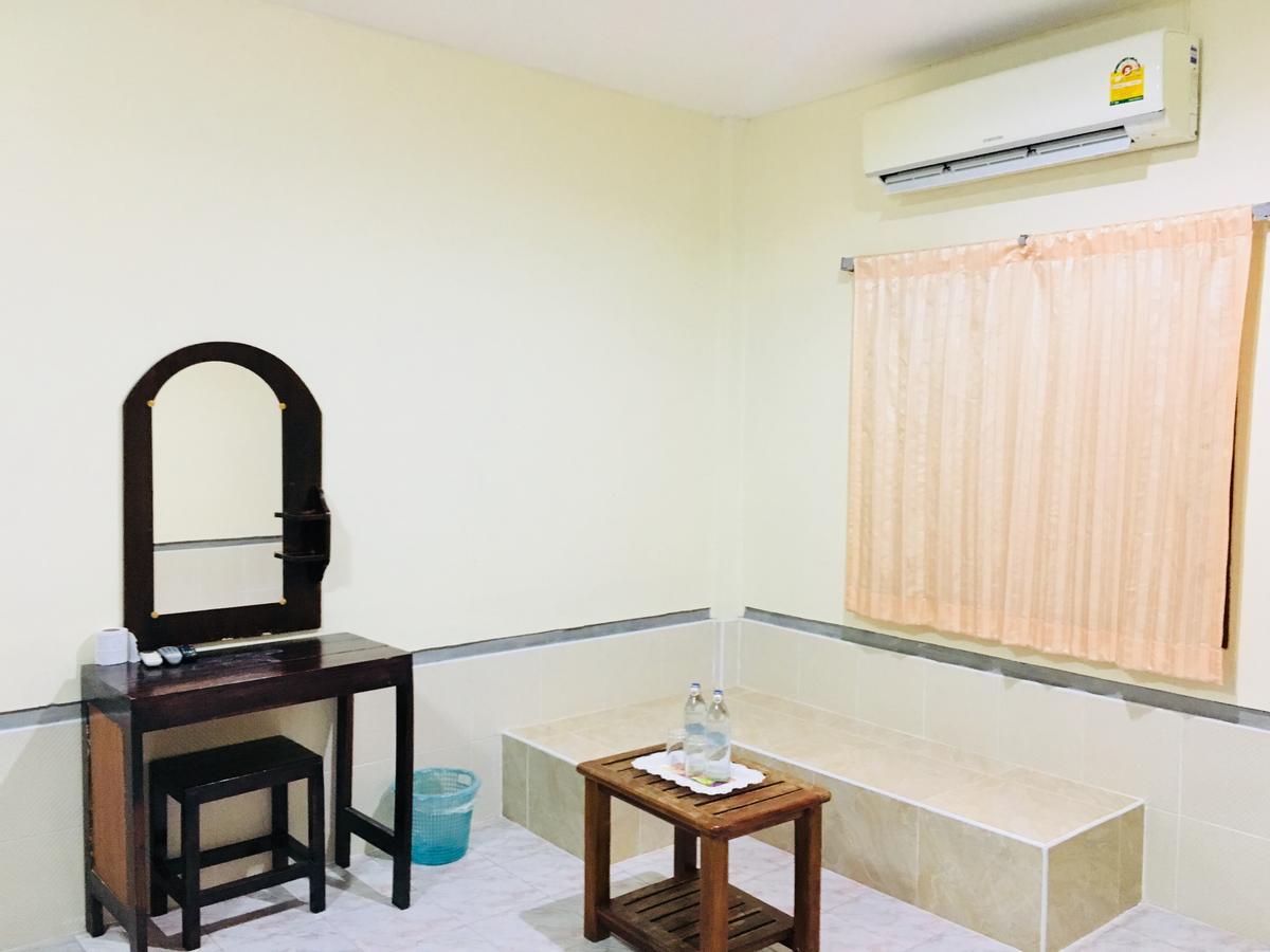 Purinplace Pluak Daeng
