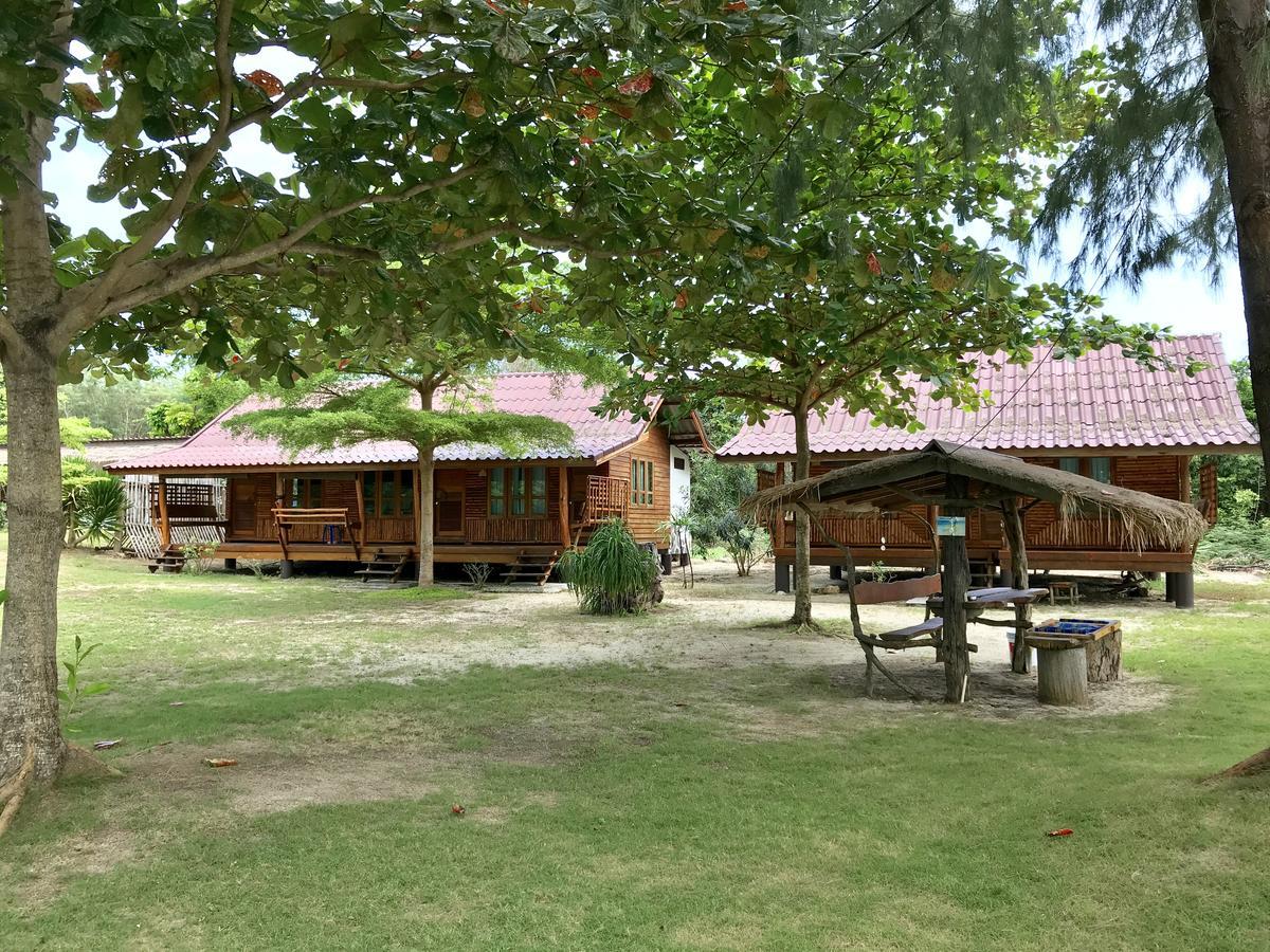 Angthong Hotel