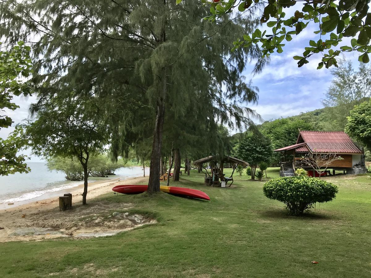 Angthong Hotel 3*