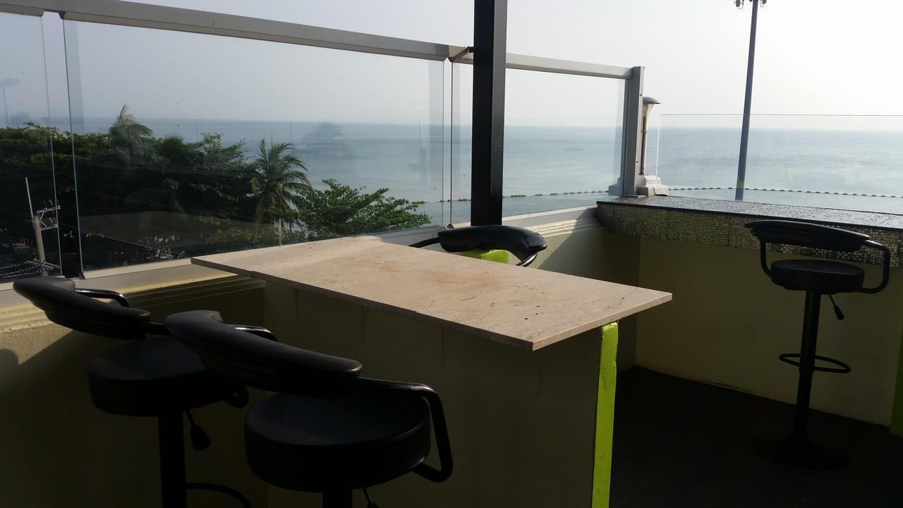 Hotel Barfly Pattaya 2*