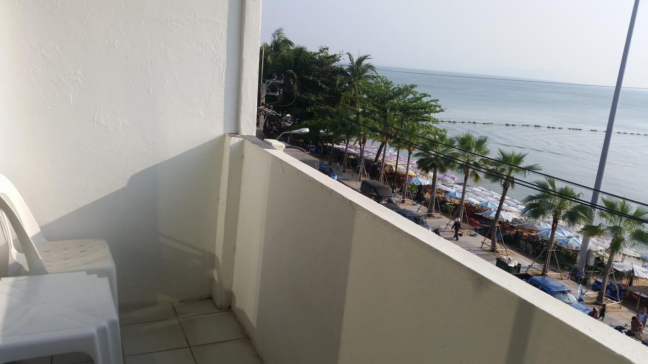 Hotel Barfly Pattaya 2*