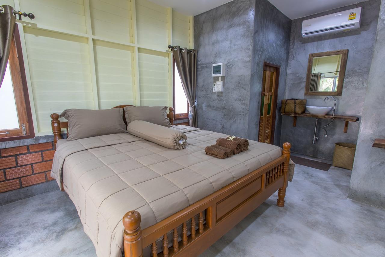Resort P's บ้านพักในสวนสวย Trang