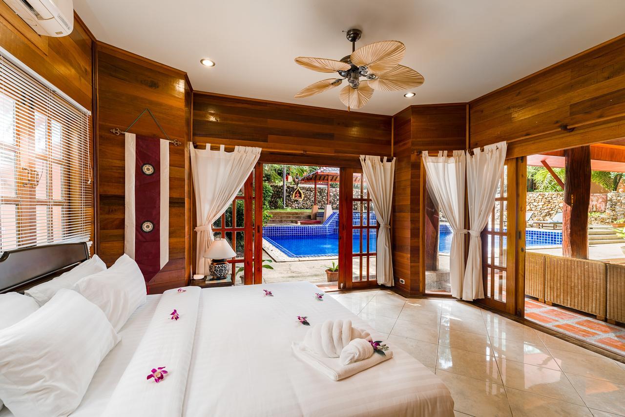 Grand Luxurious Imperial Thai By The Beach Resort Choeng Mon