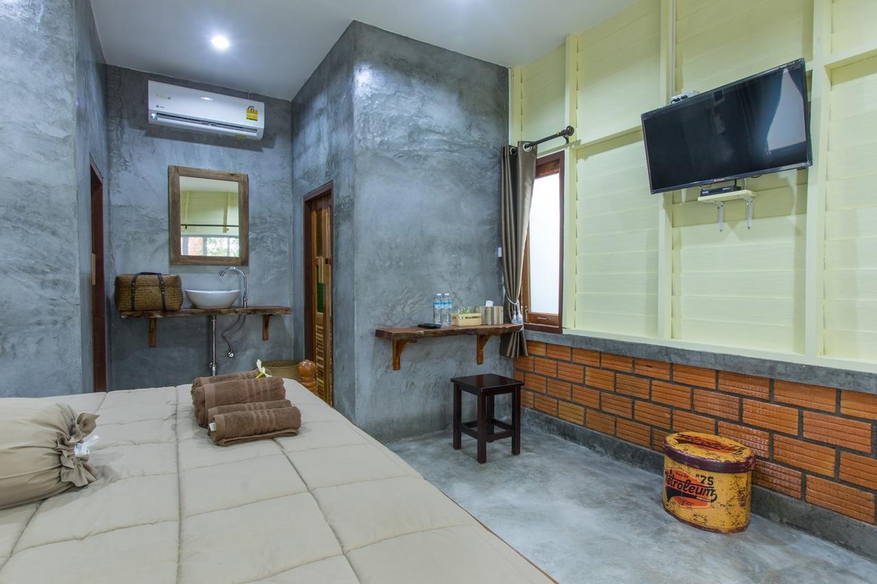 P's บ้านพักในสวนสวย Resort Trang