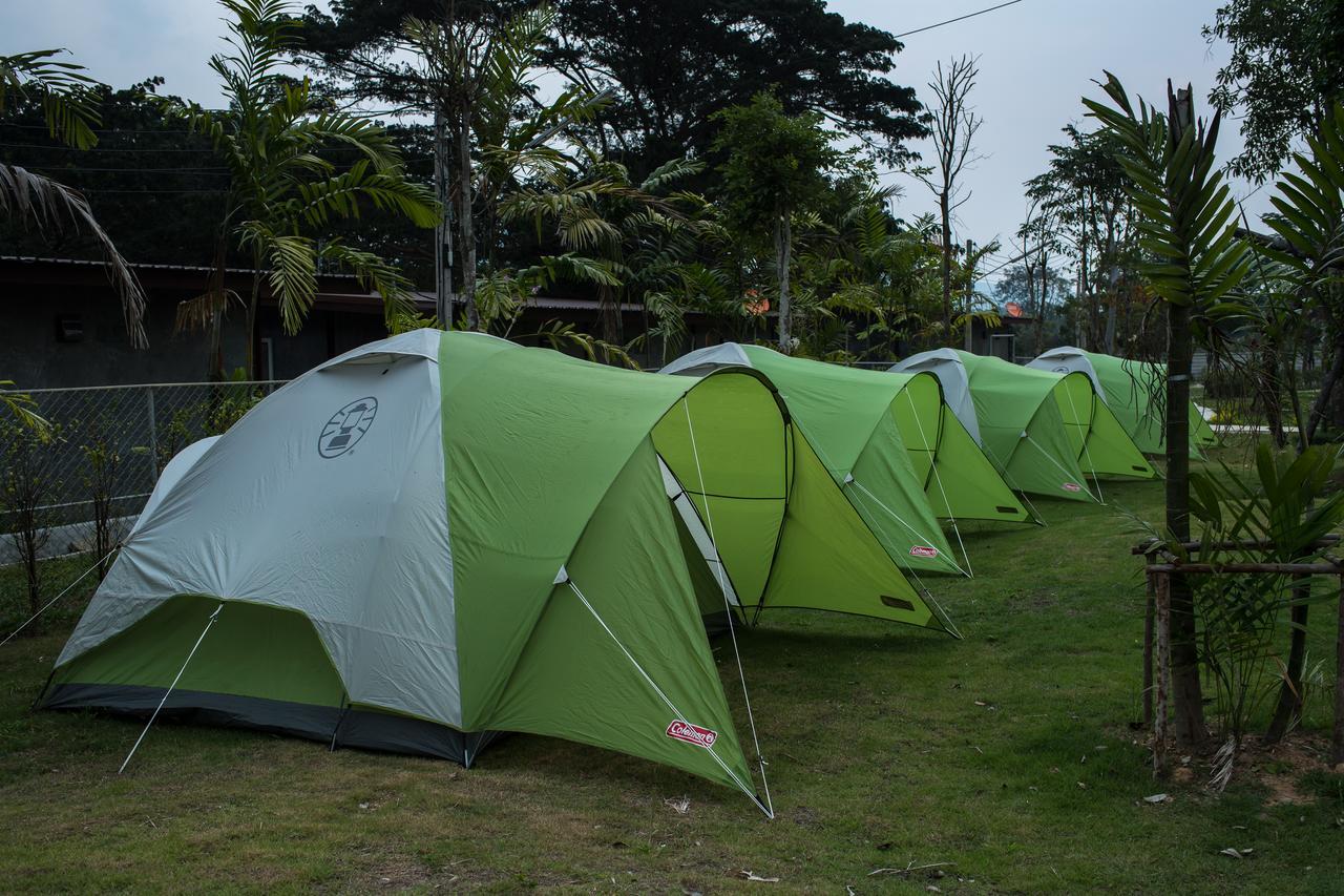 Alongkorn Farm And Resort