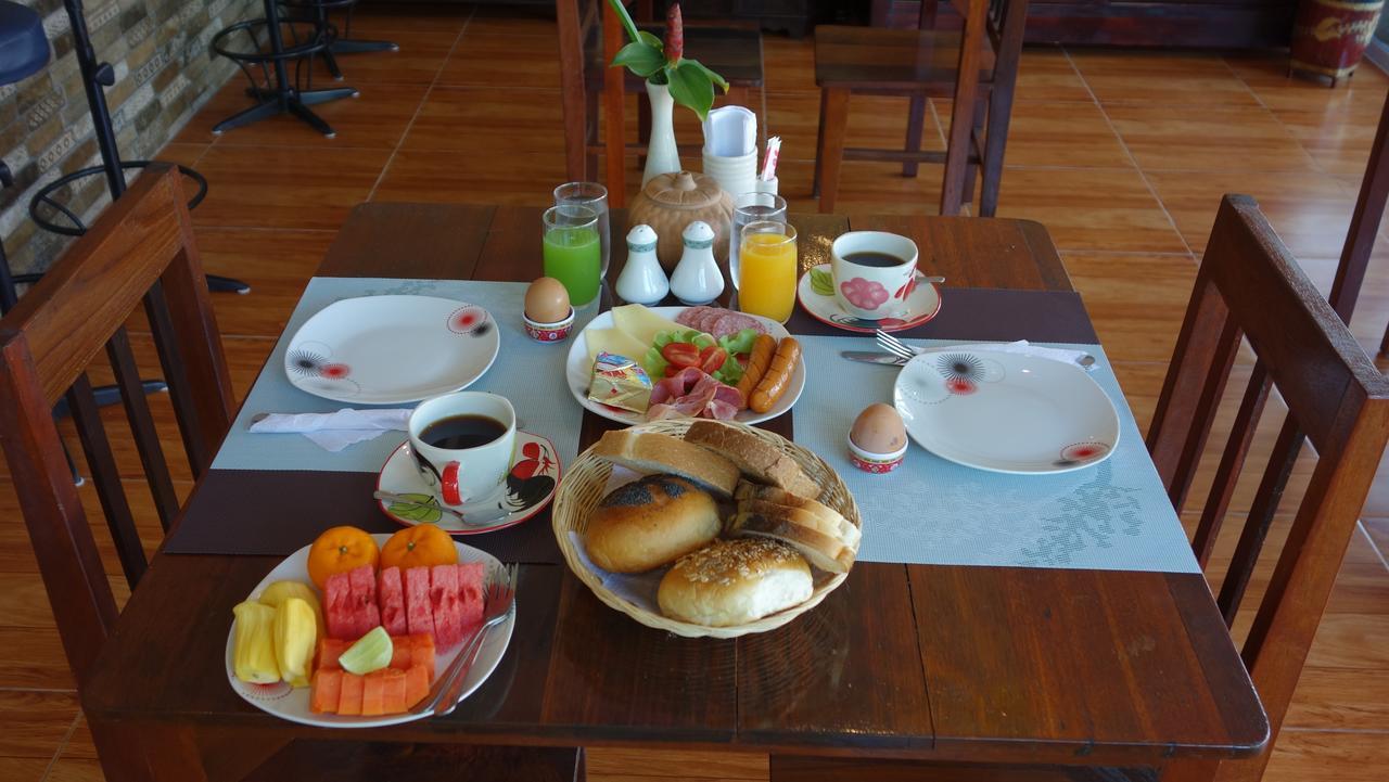 Baan Sooksiri Bangsaray Resort
