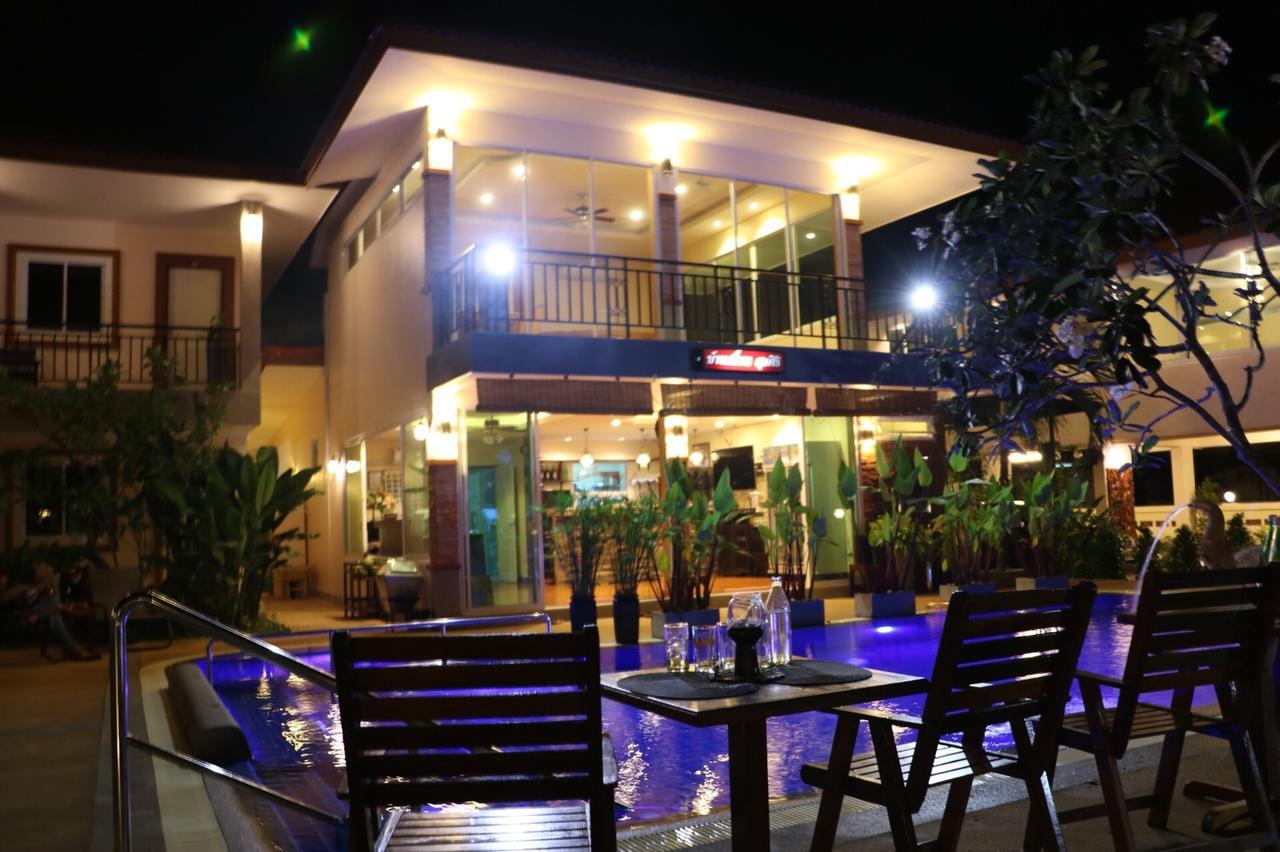 Baan Sooksiri Bangsaray Resort 3*