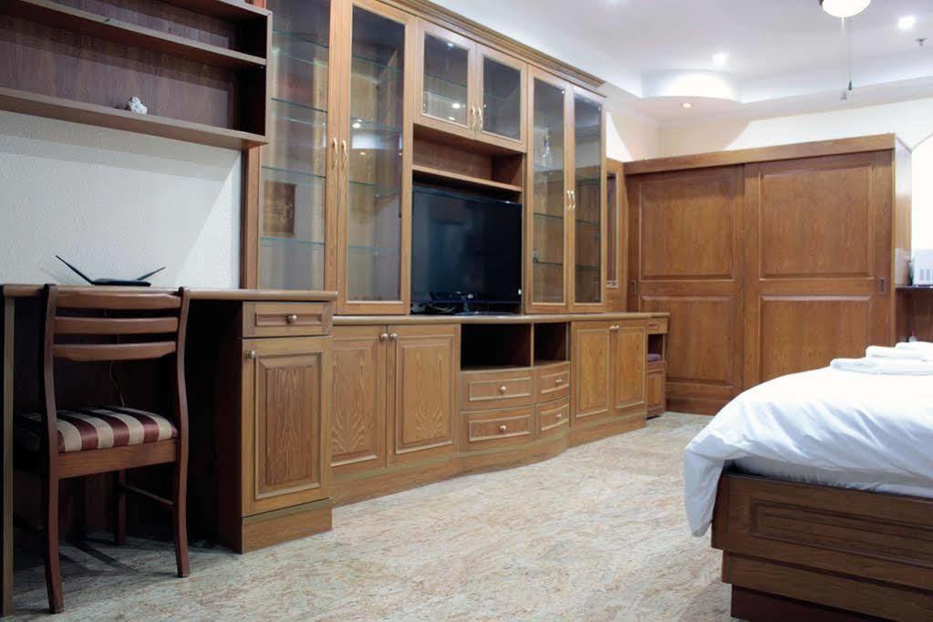 Apartment View Talay 3