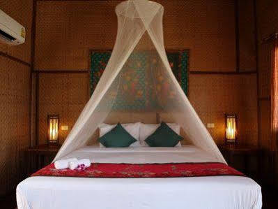 Mayalay Resort-green 3*