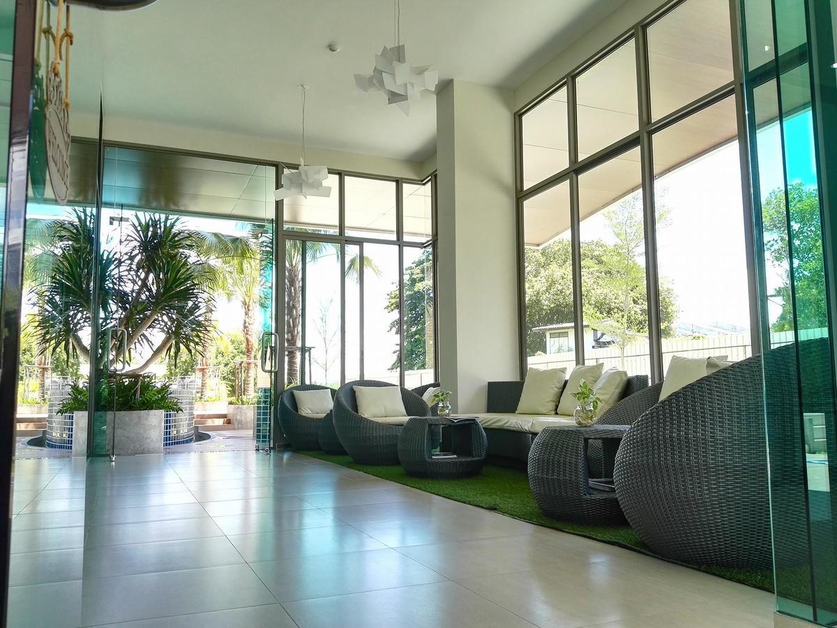 Sonrisa Srirachaที่พักติดทะเล Aparthotel 3*