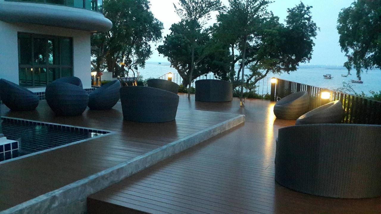 Aparthotel Sonrisa Srirachaที่พักติดทะเล 3*