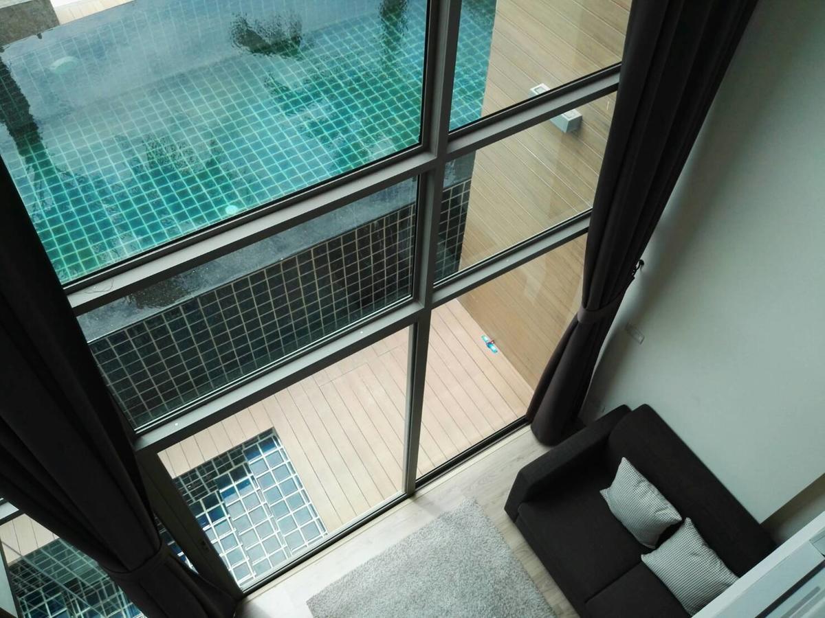 Sonrisa Srirachaที่พักติดทะเล Aparthotel Si Racha