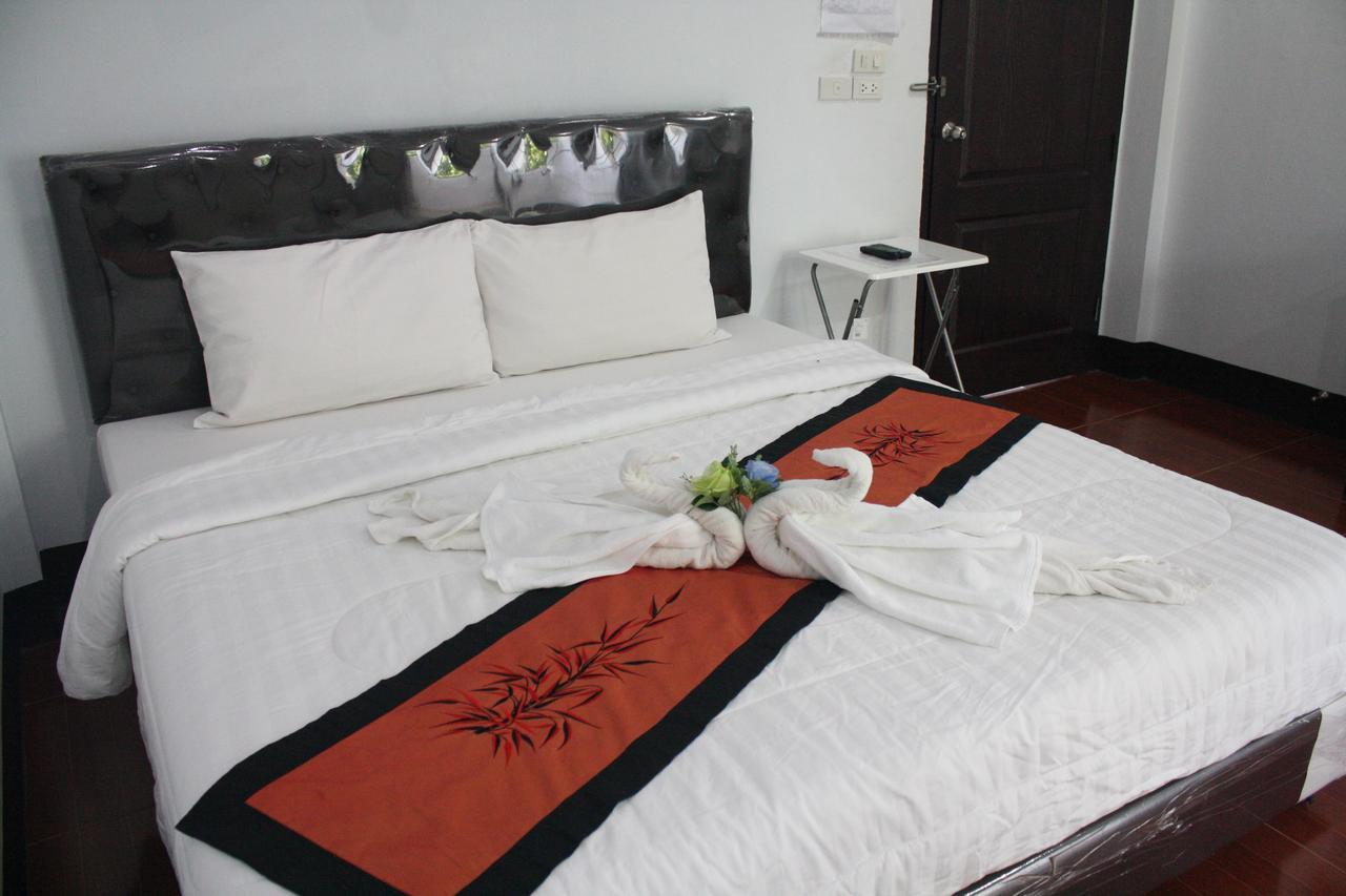 Baan Ton 2*